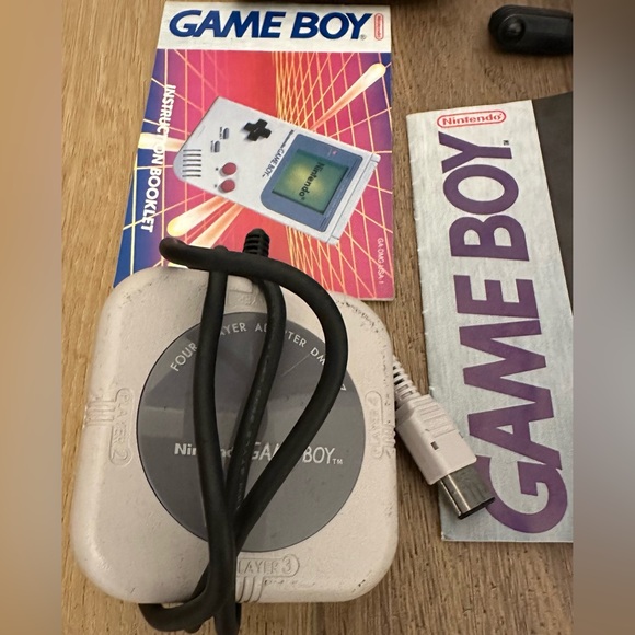 Nintendo Gameboy 1989 Handheld Manual/Battery Pak/Manual/4 Play Adaptor Power On - Picture 2 of 14